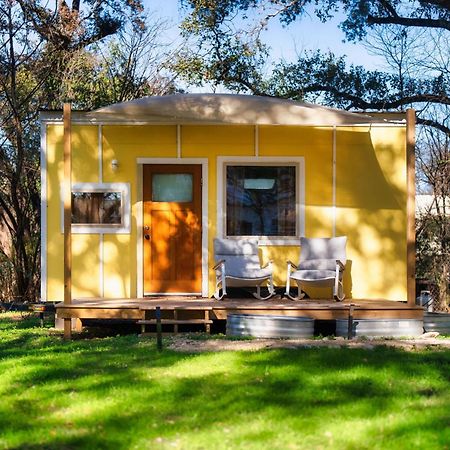 Cozy Tiny Home On An Eco Farm ออสติน ภายนอก รูปภาพ